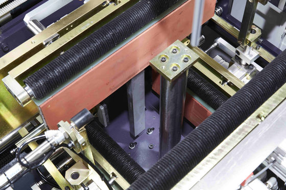 箱の包装の工場のための箱の包む機械に香りをつけなさい