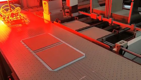 サムスンの携帯電話のための機械を作る自動箱は供給に貼ることをつけることを用いる工場を囲む