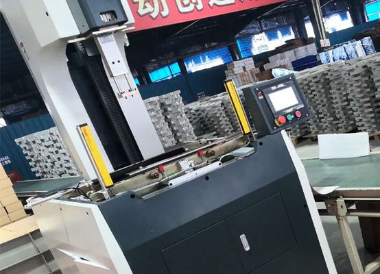 機械15pcs/minを紐で縛るISO9001半自動箱