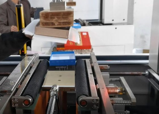 箱の製造業者の工場のための機械を作る半自動諸悪の根源