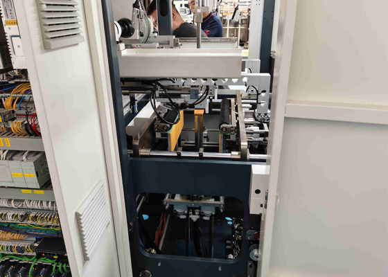 機械に最高のボール紙L550XW400mmをする40pcs/Min堅い包装箱