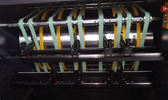 箱のための打抜き機に溝を作り、細長い穴をつけるボール紙のためのVの溝つけ器機械